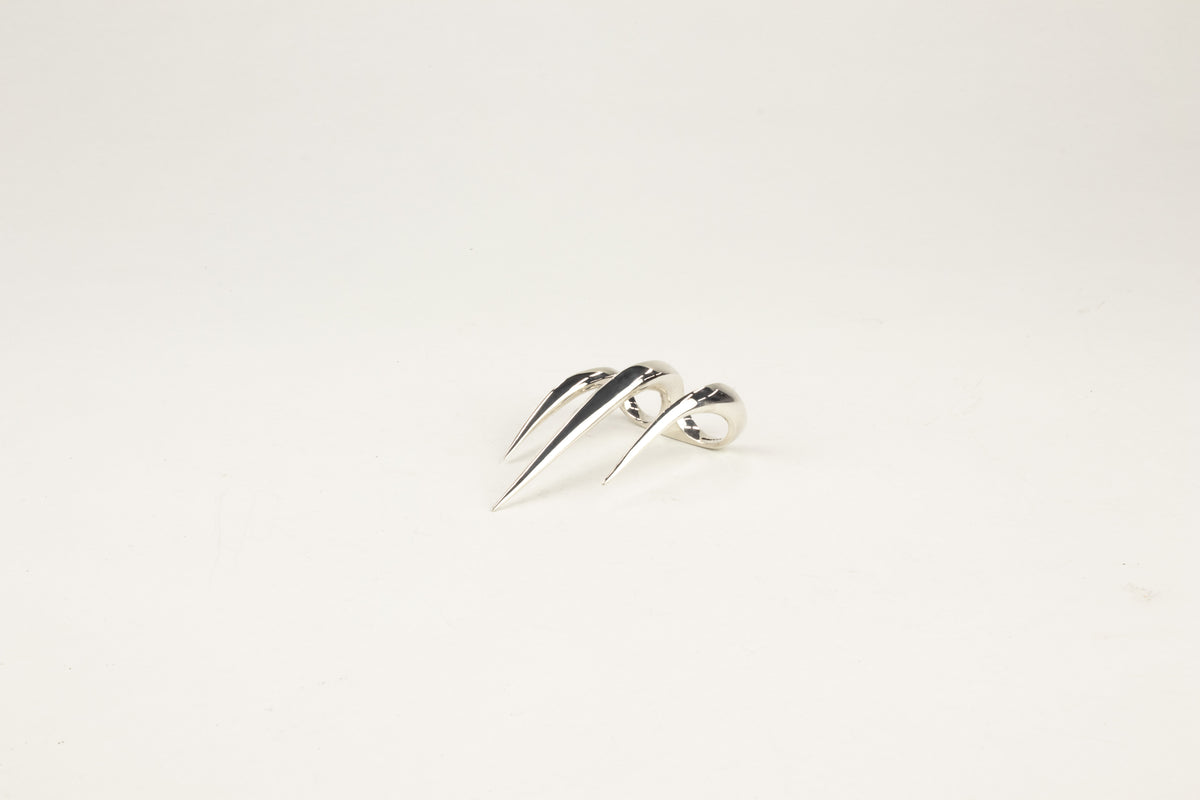 TRIPLE CLAW RING