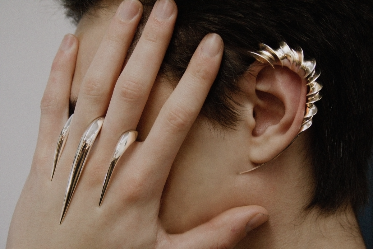 TRIPLE CLAW RING