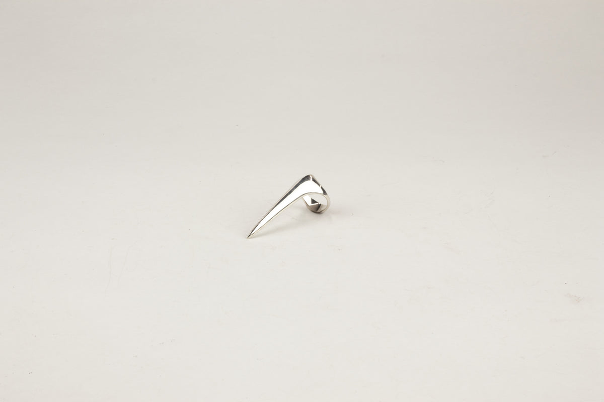 SINGLE CLAW RING