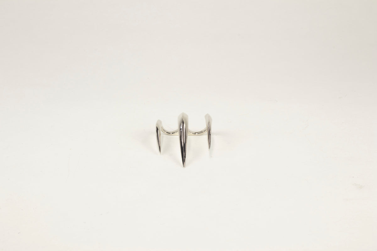 TRIPLE CLAW RING